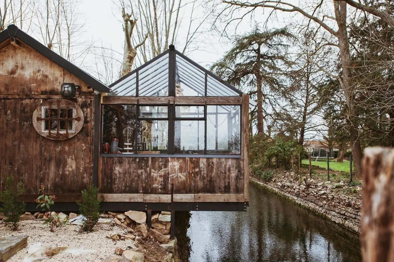 Cabane Forrest Glace, Pres De Lyon Et Clermont Lay 0*,